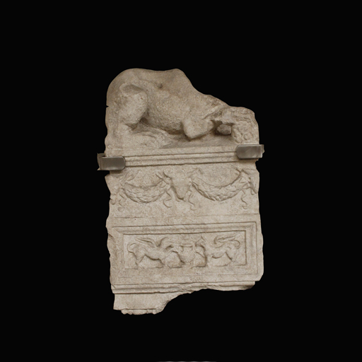 Pediment of a stele Archaeological Artifact A 0.9.1169 - Image